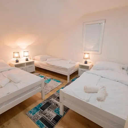 Golden House Appartement