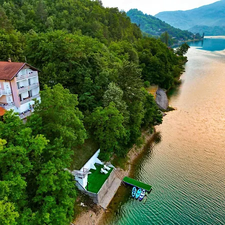Διαμέρισμα Golden House Konjic